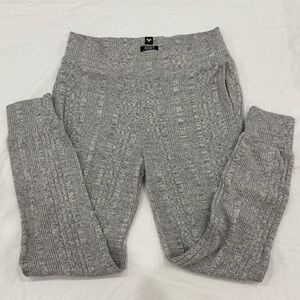 Roxy sweatpants gray color